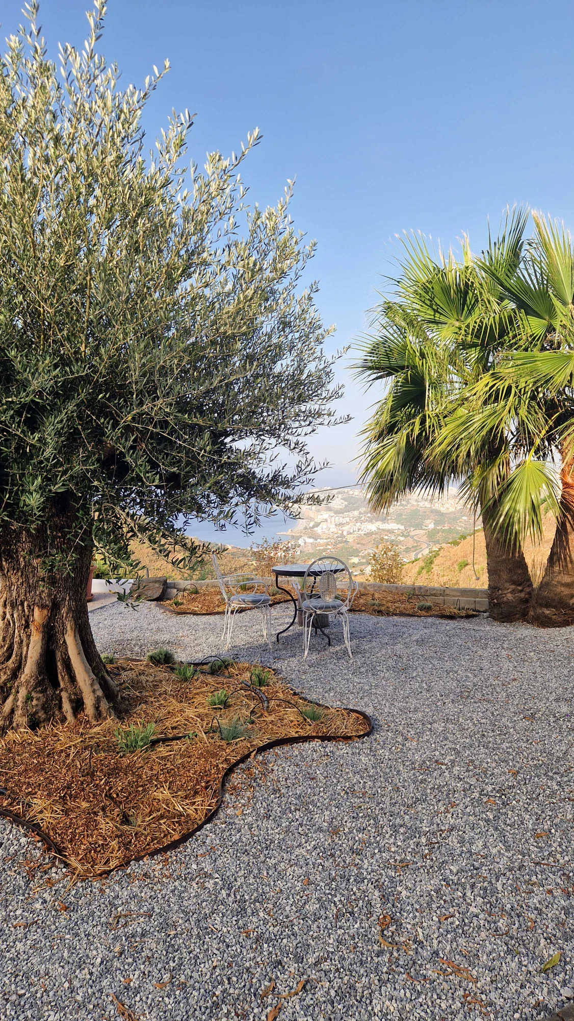 Outdoor resting areas